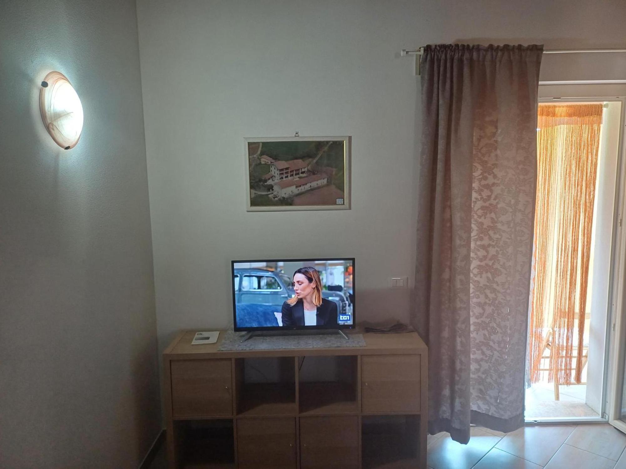 Cascina Legnago Trilocale A 6 Chilometri Da Salo' Daire Villanuova sul clisi Dış mekan fotoğraf
